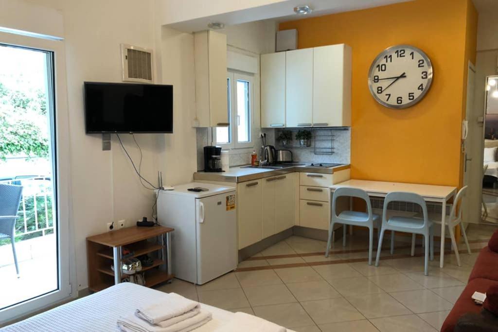 Cozy Studio Near The Beach Nea Iraklitsa 외부 사진