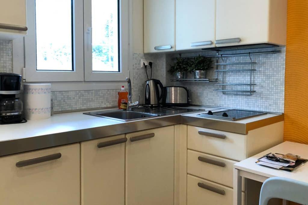 Cozy Studio Near The Beach Nea Iraklitsa 외부 사진